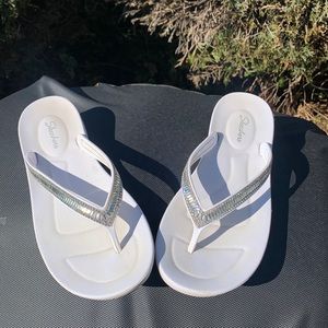 Skechers white with rhinestones flip flops